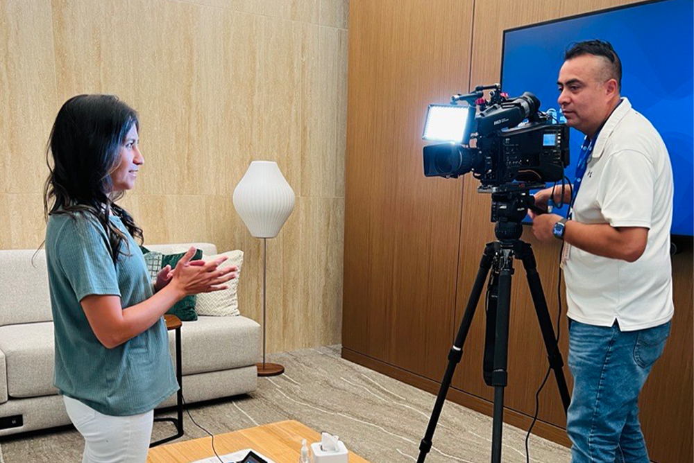 Griselda Zetino being interviewed on camera.